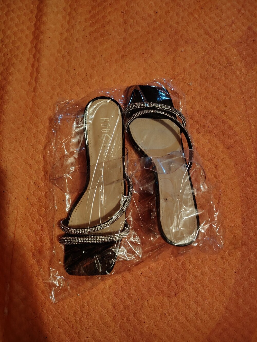 Rouge Helium Heels